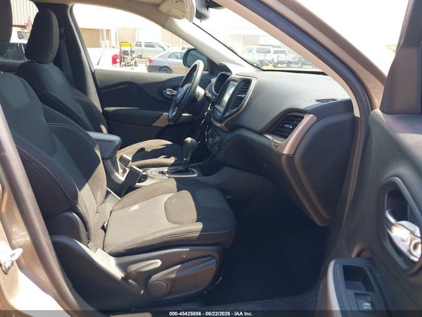 2017 JEEP CHEROKEE LATITUDE FWD