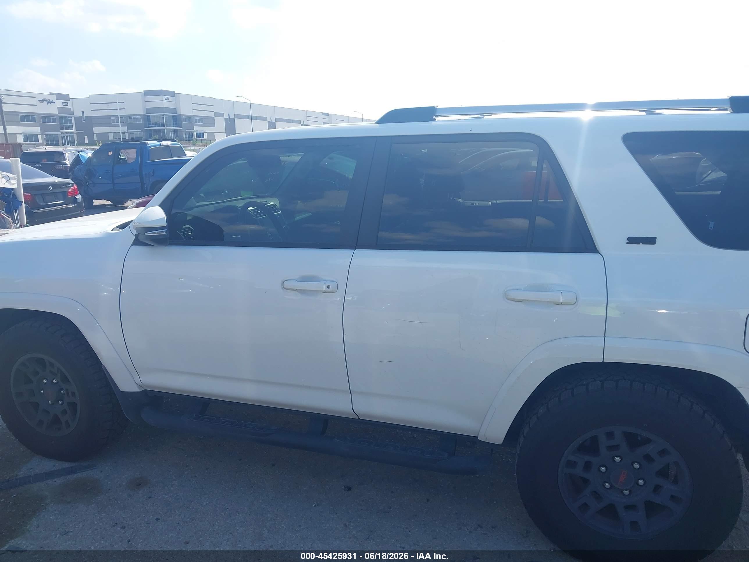 2024 TOYOTA 4RUNNER SR5 PREMIUM