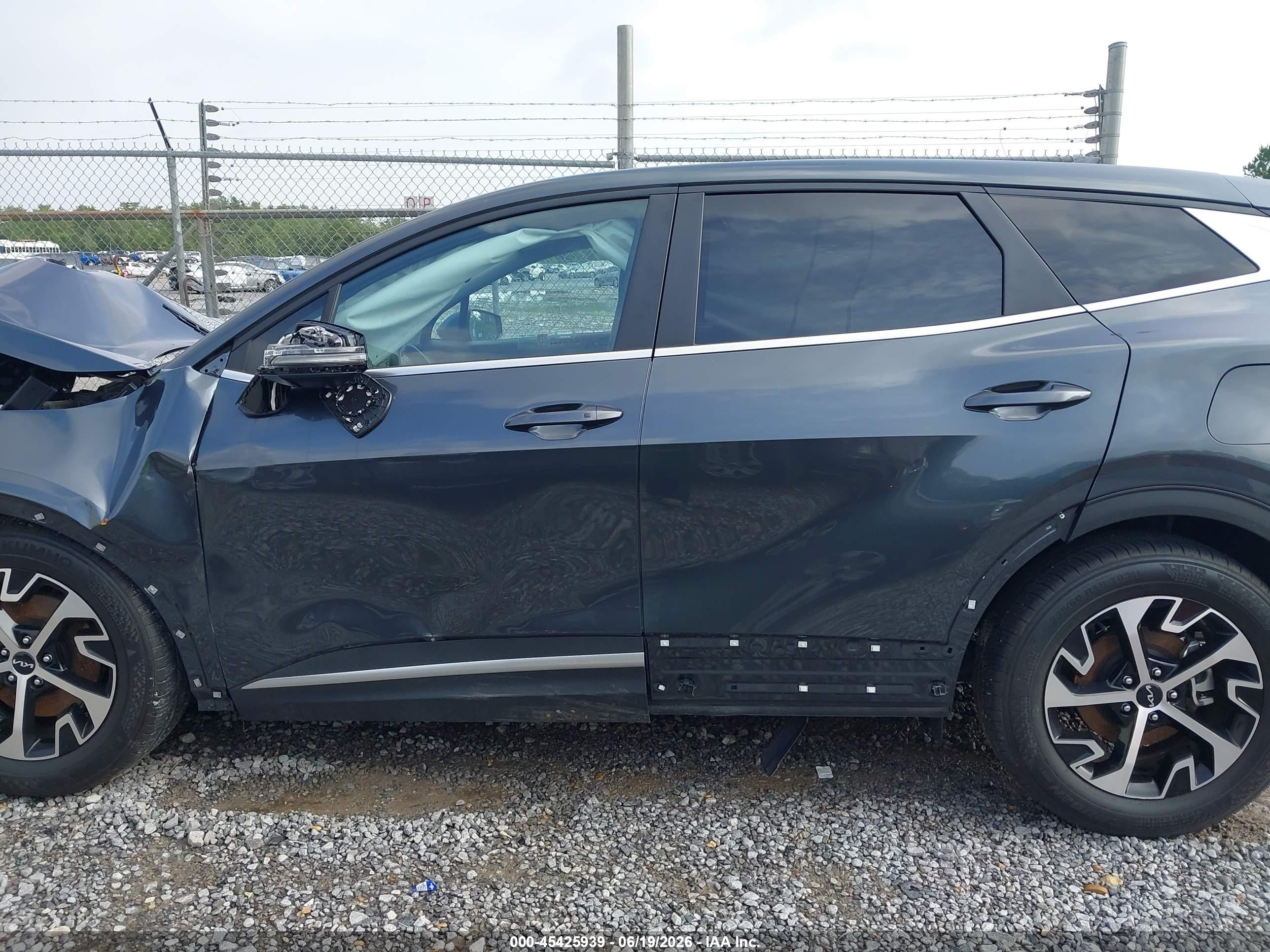 2023 KIA SPORTAGE EX