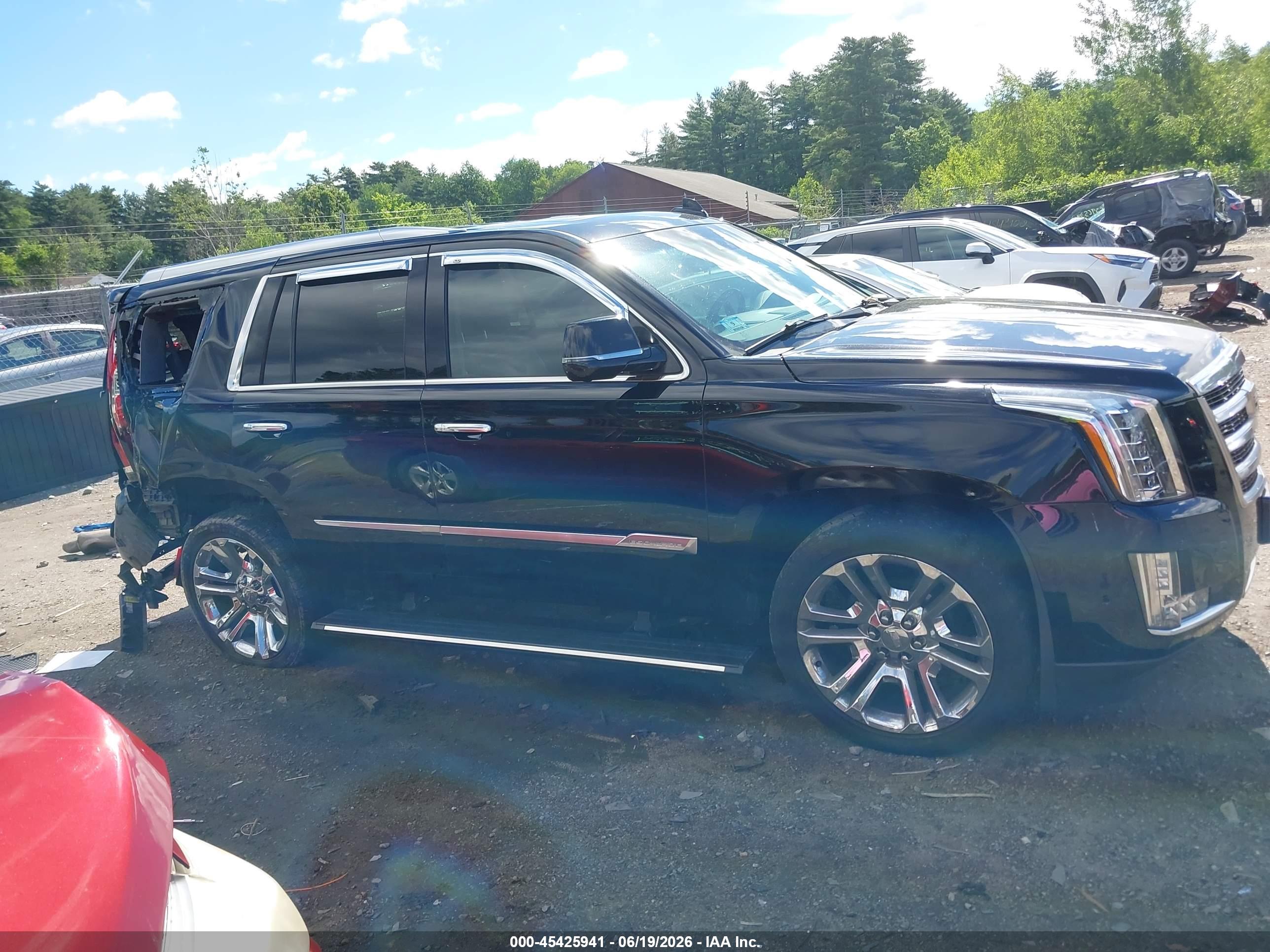 2019 CADILLAC ESCALADE PREMIUM LUXURY