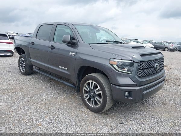 2020 TOYOTA TUNDRA SR5