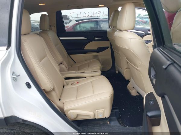 2017 TOYOTA HIGHLANDER XLE