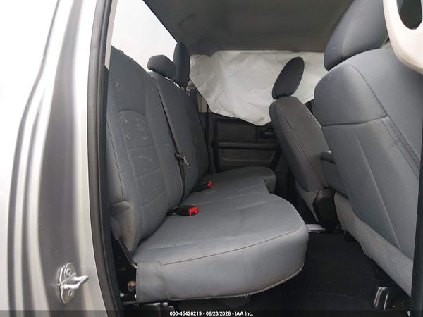2019 RAM 1500 CLASSIC TRADESMAN  4X2 6'4 BOX