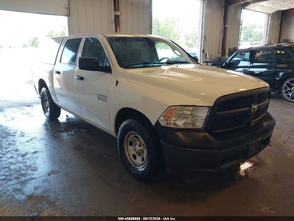 2018 RAM 1500 ST CREW CAB 4X4