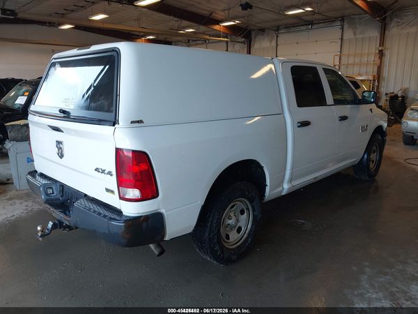 2018 RAM 1500 ST CREW CAB 4X4