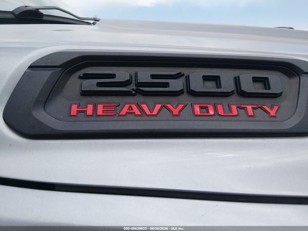 2020 RAM 2500 LARAMIE  4X4 8' BOX