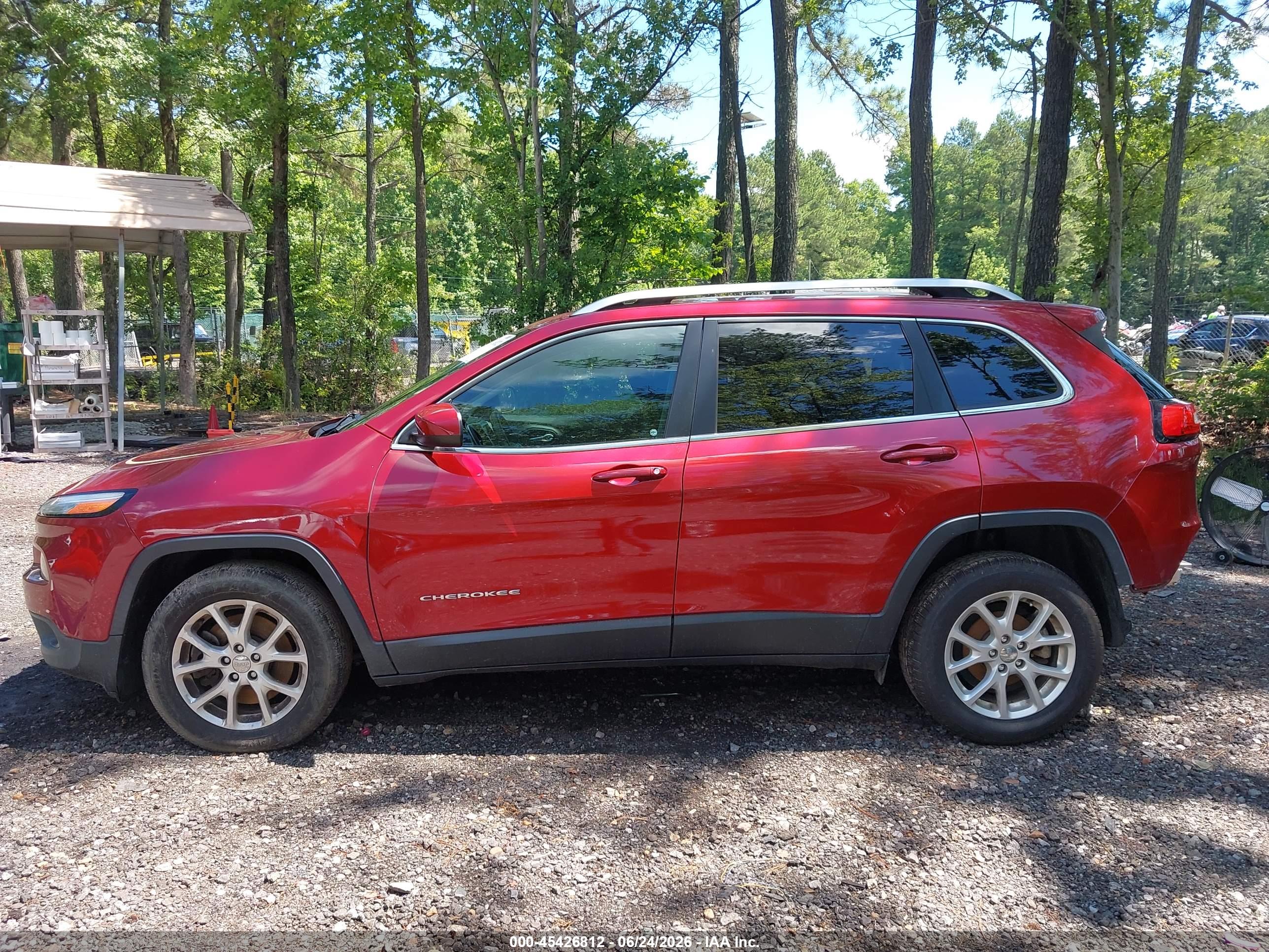 2017 JEEP CHEROKEE LATITUDE FWD
