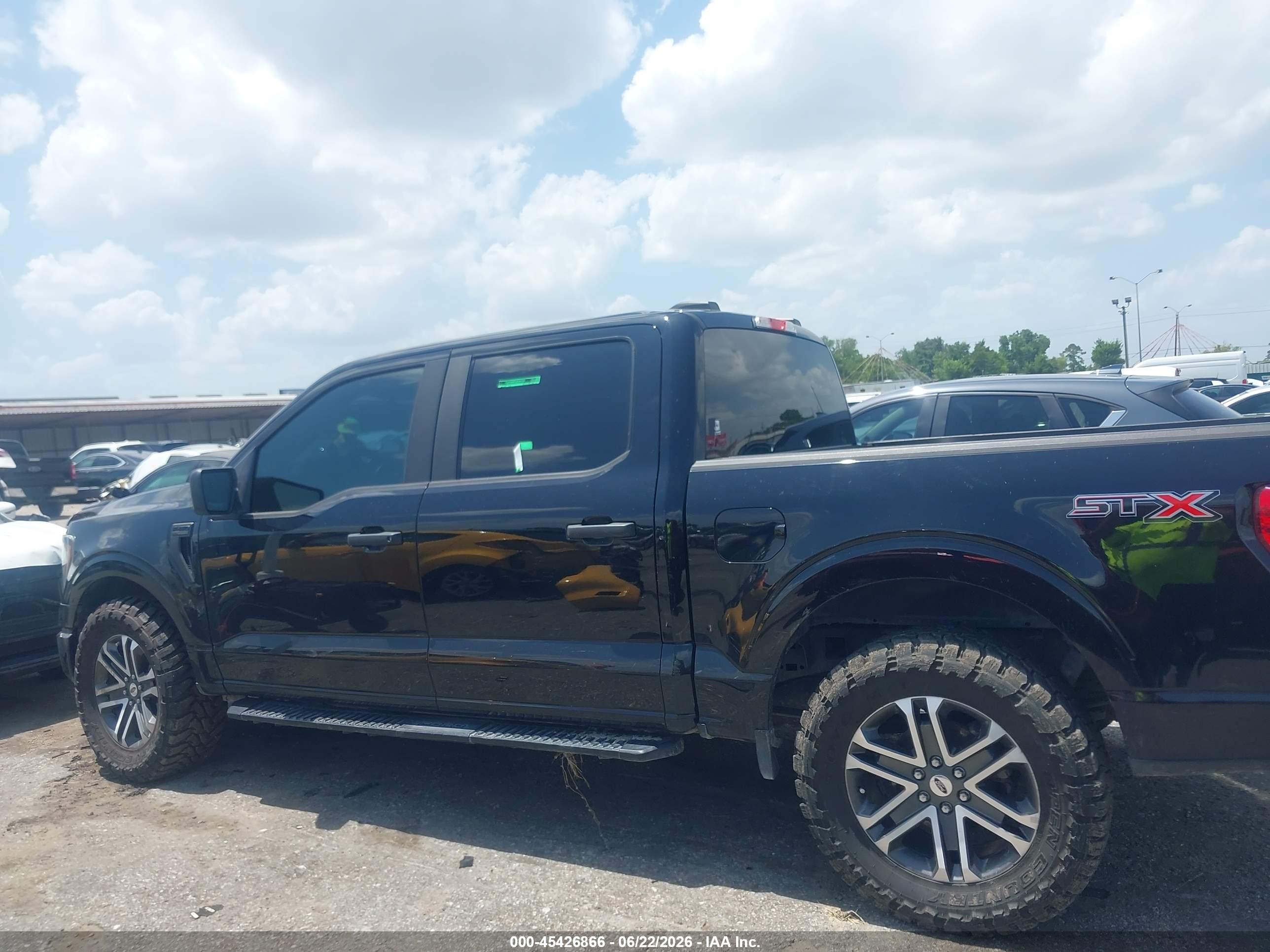 2023 FORD F-150 XL