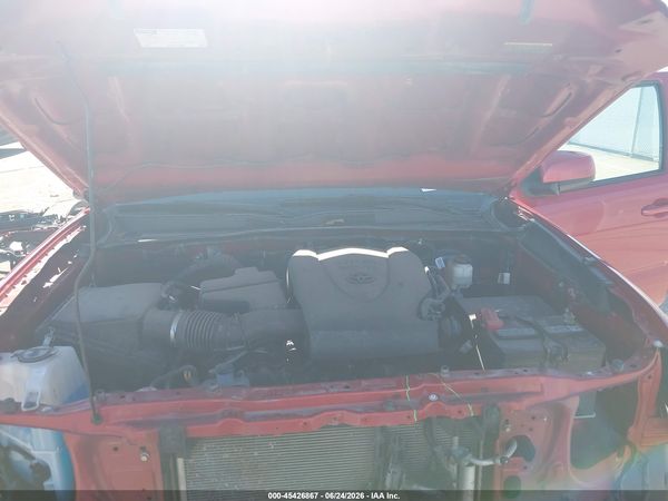 2022 TOYOTA TACOMA SR V6