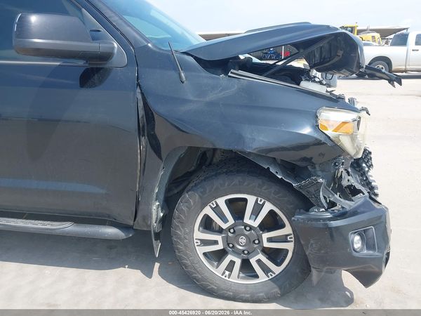 2018 TOYOTA TUNDRA SR5 5.7L V8