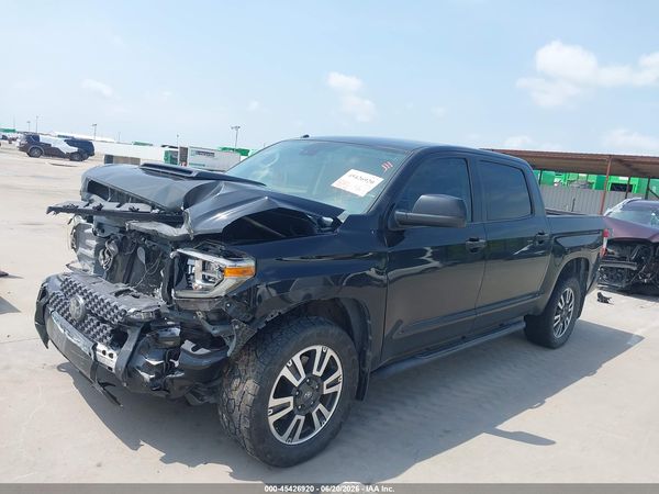 2018 TOYOTA TUNDRA SR5 5.7L V8