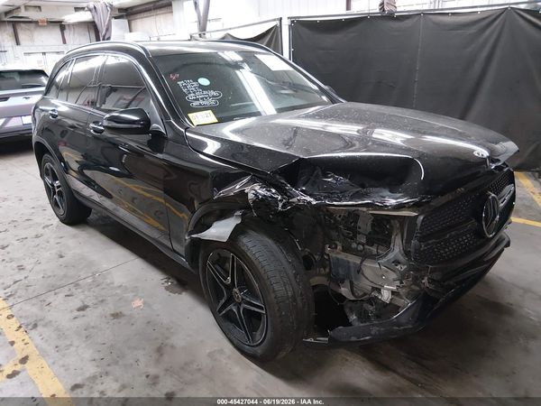 2022 MERCEDES-BENZ GLC 300 4MATIC SUV