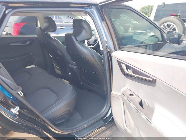 2025 KIA EV6 LIGHT LONG RANGE AWD