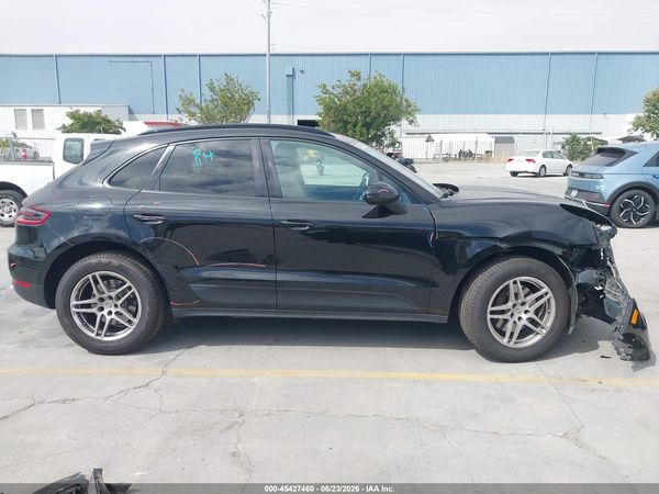 2018 PORSCHE MACAN