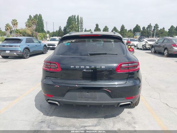 2018 PORSCHE MACAN