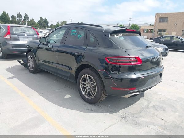 2018 PORSCHE MACAN