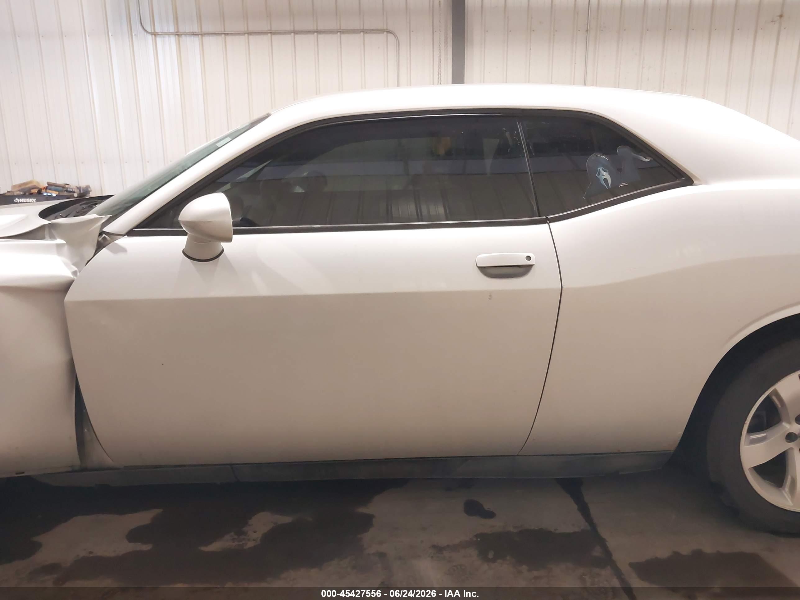 2012 DODGE CHALLENGER SXT