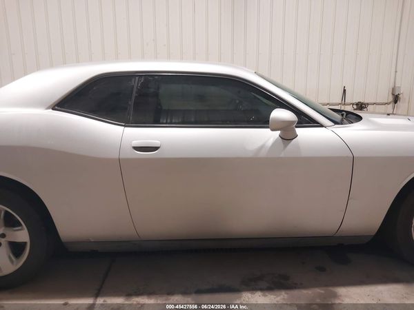 2012 DODGE CHALLENGER SXT