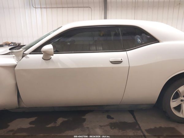 2012 DODGE CHALLENGER SXT