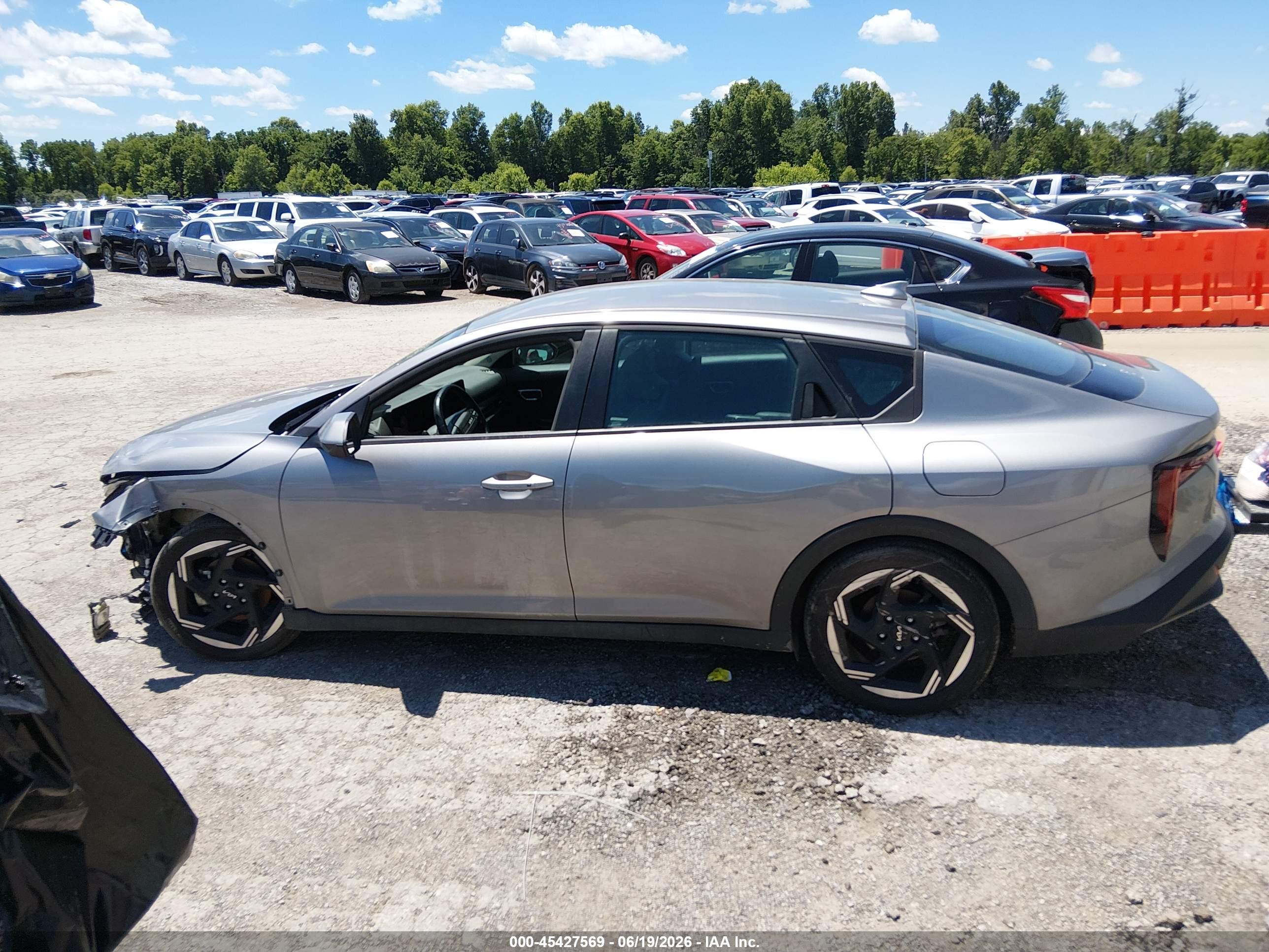 2025 KIA K4 EX
