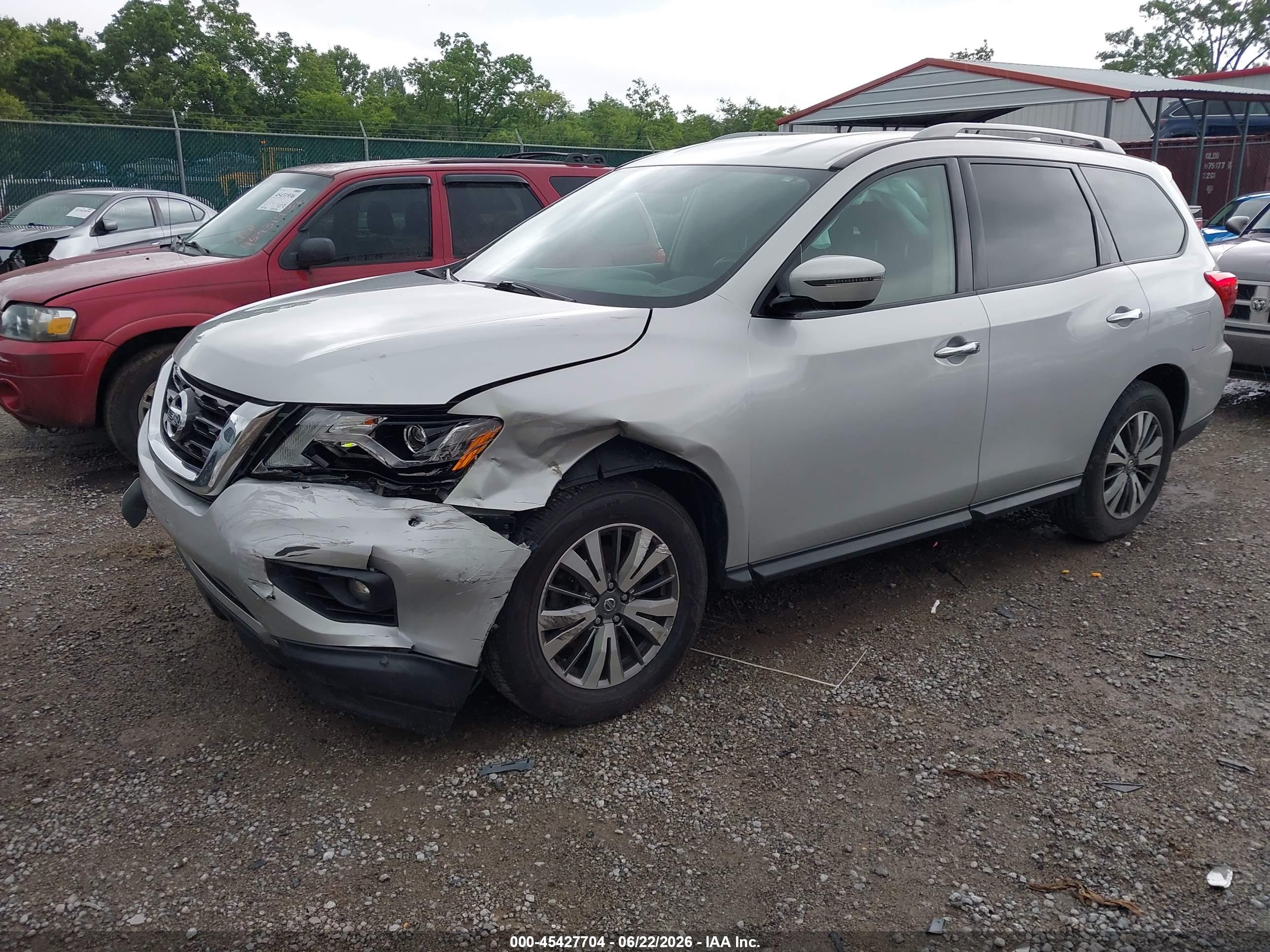2020 NISSAN PATHFINDER SV 4WD — I2