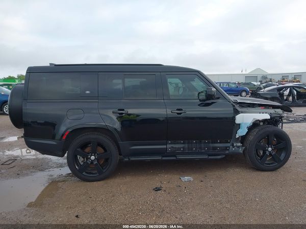 2024 LAND ROVER DEFENDER 130 P400 S