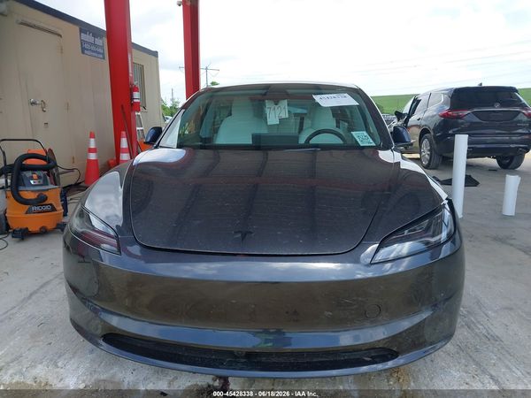 2026 TESLA MODEL 3