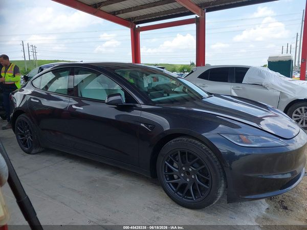 2026 TESLA MODEL 3