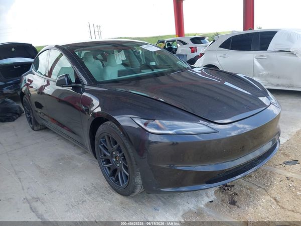 2026 TESLA MODEL 3