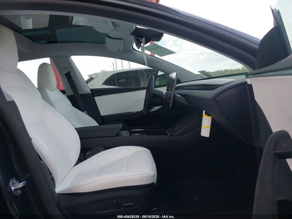 2026 TESLA MODEL 3