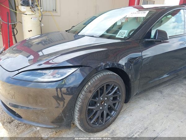 2026 TESLA MODEL 3