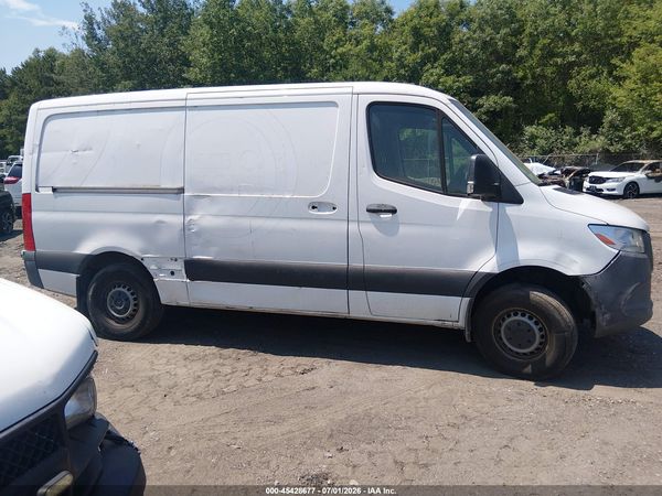 2020 MERCEDES-BENZ SPRINTER 2500 STANDARD ROOF V6