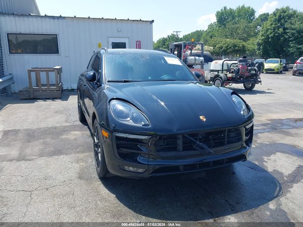 2018 PORSCHE MACAN GTS