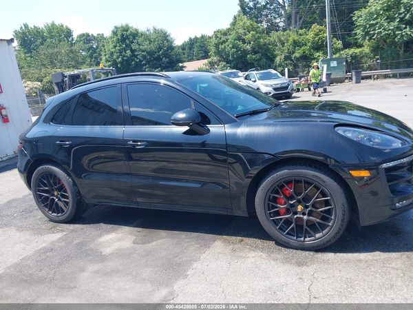 2018 PORSCHE MACAN GTS