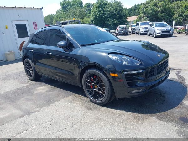 2018 PORSCHE MACAN GTS