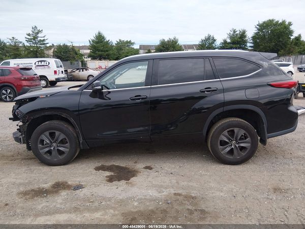 2021 TOYOTA HIGHLANDER