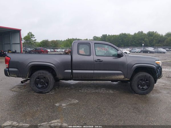 2017 TOYOTA TACOMA SR