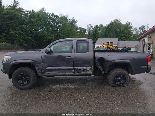 2017 TOYOTA TACOMA