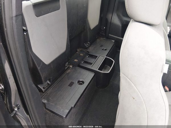 2017 TOYOTA TACOMA SR