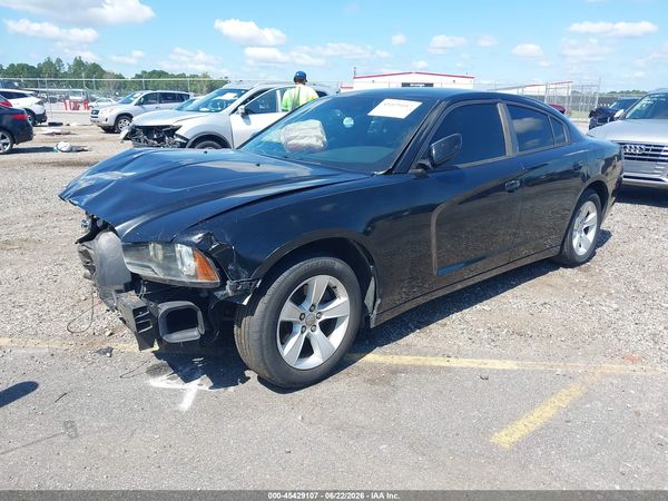2013 DODGE CHARGER SE
