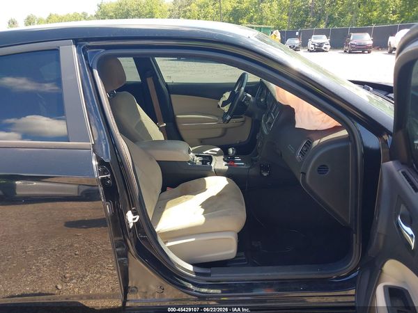 2013 DODGE CHARGER SE