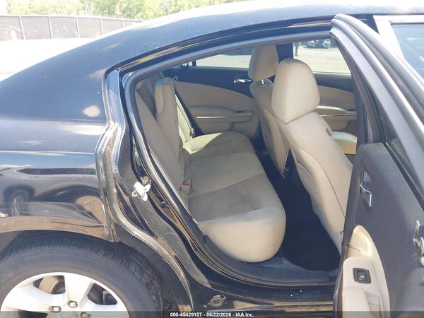 2013 DODGE CHARGER SE