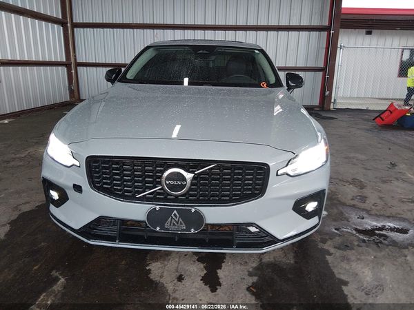 2024 VOLVO S60 B5 CORE DARK THEME