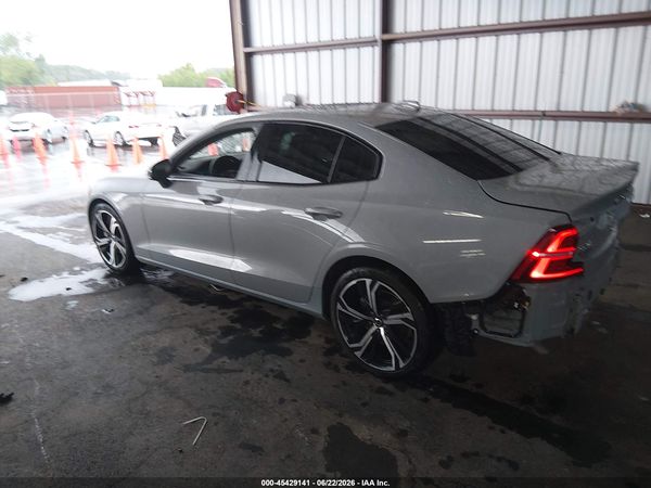 2024 VOLVO S60 B5 CORE DARK THEME