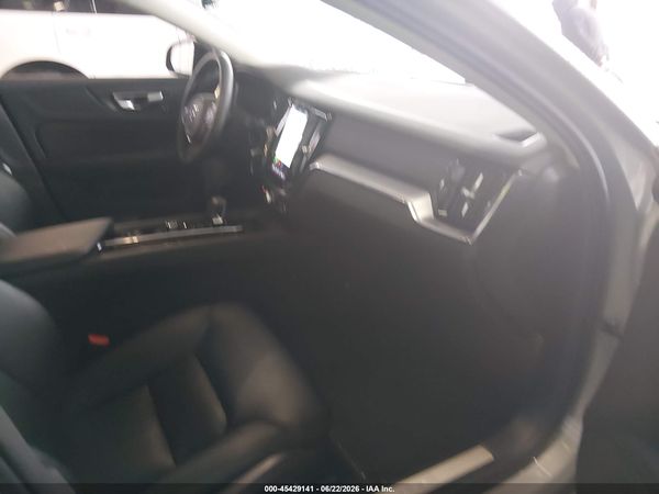 2024 VOLVO S60 B5 CORE DARK THEME