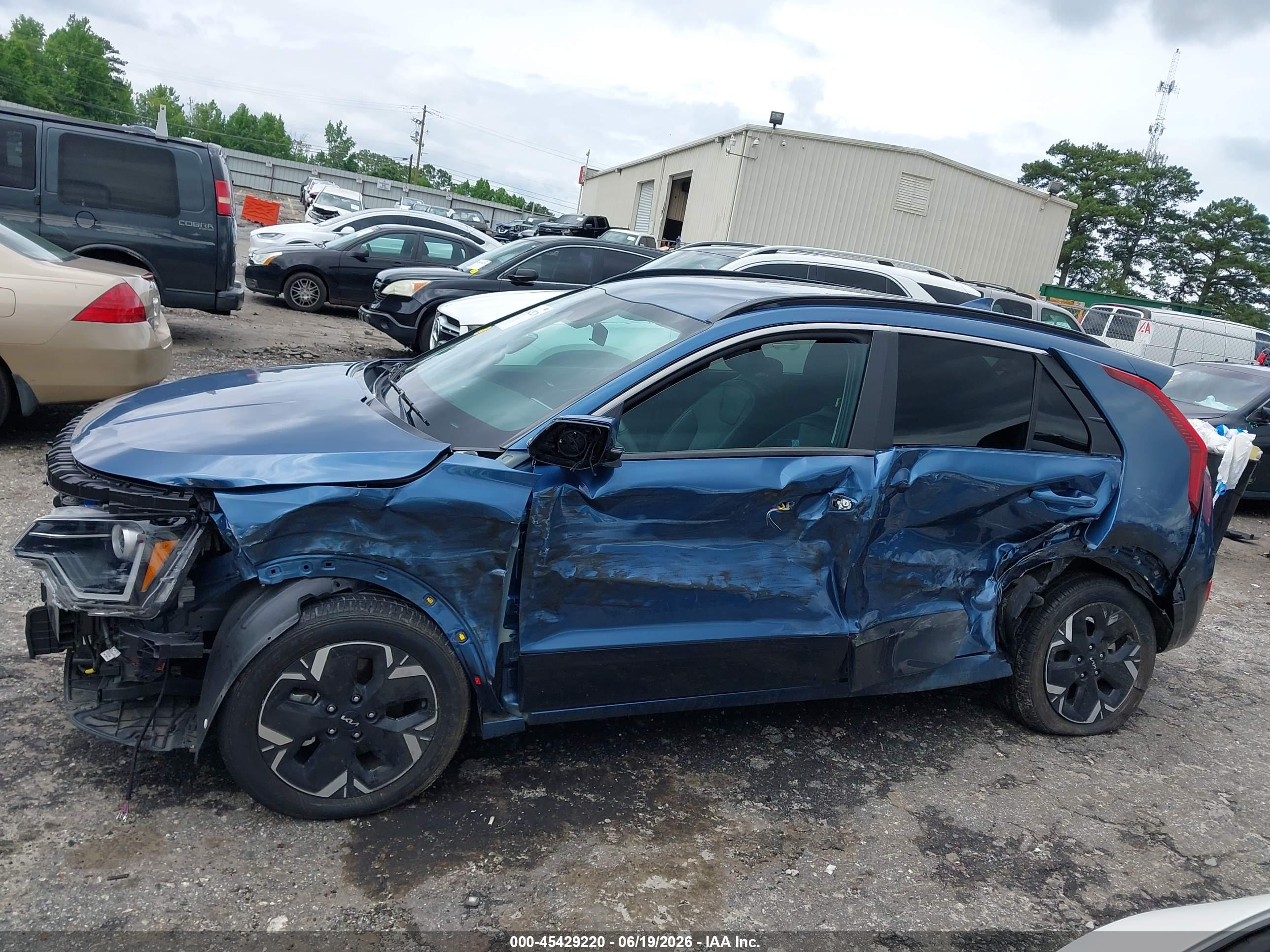 2024 KIA NIRO EV WIND