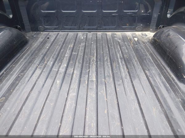 2018 RAM 1500 ST CREW CAB 4X4