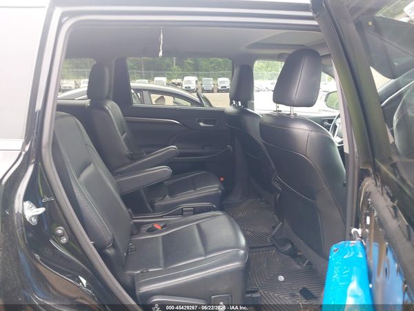 2016 TOYOTA HIGHLANDER LIMITED V6