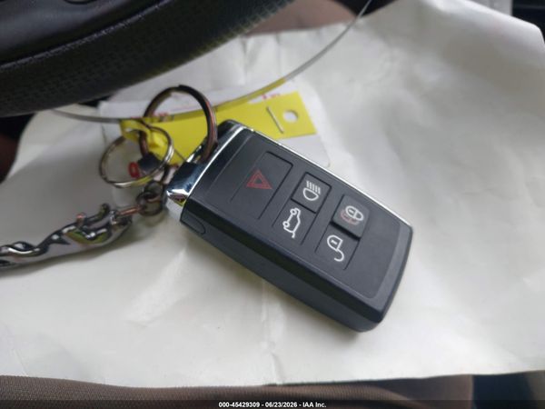 2025 JAGUAR F-PACE SVR P550 AWD AUTOMATIC