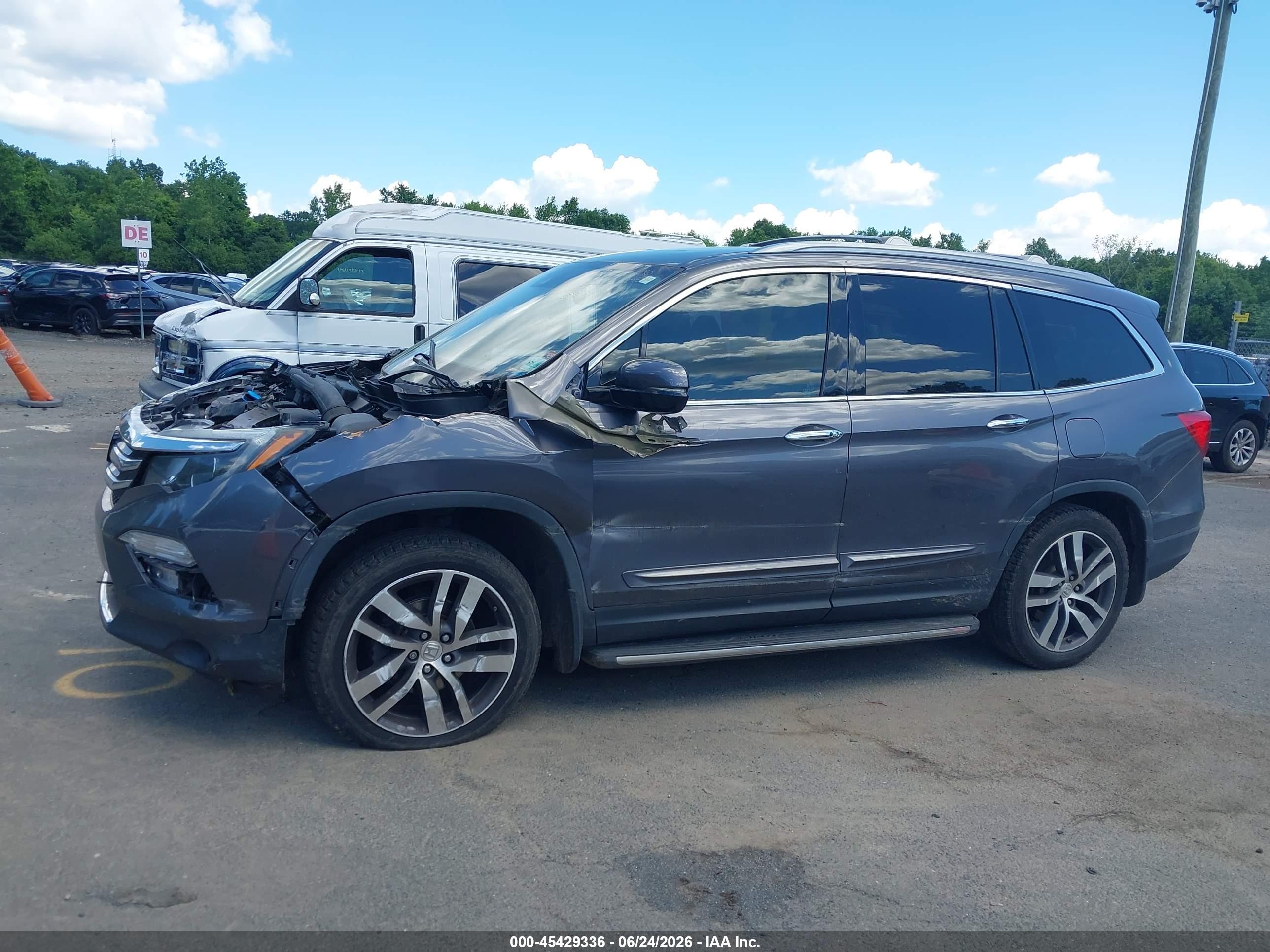 2017 HONDA PILOT TOURING